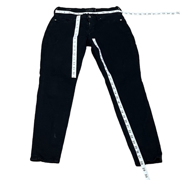 Lucky Brand Black Sofia Skinny Jeans Size 27 Women’s - Picture 5 of 8